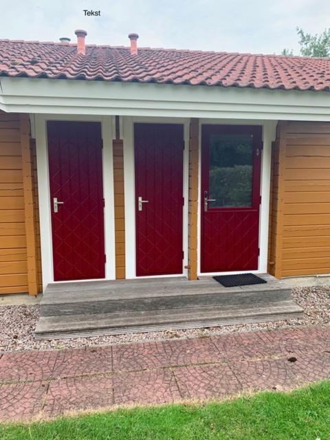 2 Bedroom Fins Chalet Gramsbergen Εξωτερικό φωτογραφία